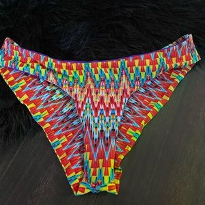 Khongboon scrunch bum bikini bottoms